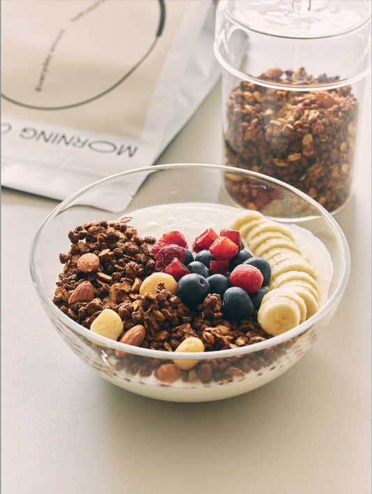 【MORNING O’CLOCK×OSTI】Hi Granola（マカダミアナッツ＆チョコレート味グラノーラ）