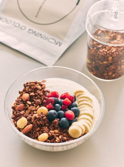 【MORNING O’CLOCK×OSTI】Hi Granola（マカダミアナッツ＆チョコレート味グラノーラ）